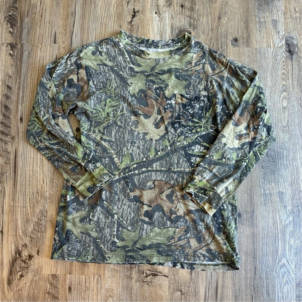 Mossy Oak Camouflage Long Sleeve Cotton T-Shirt, Size Mens M-L, Green/Brown